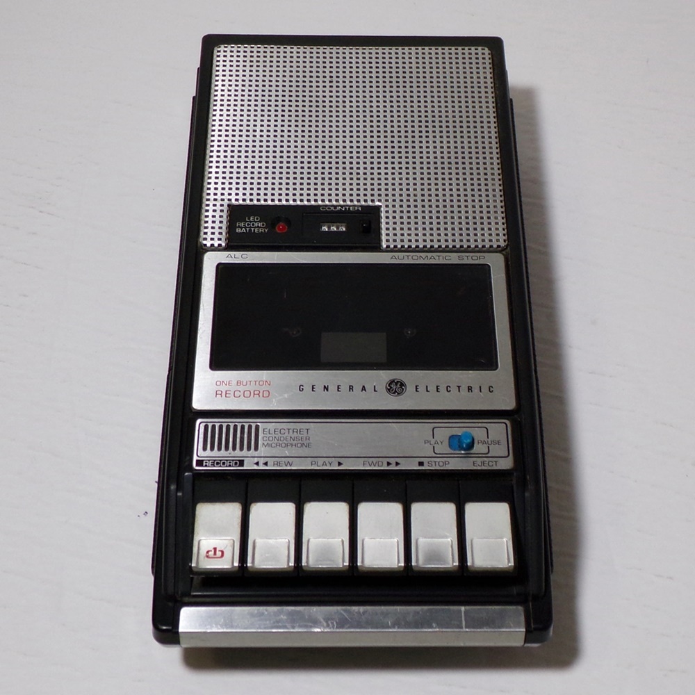 General Electric 3-5121B portable cassette recorder
